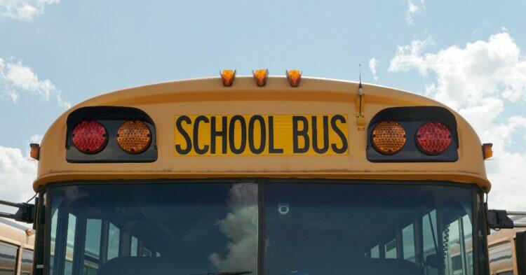 School bus (Unsplash | thomascpark)