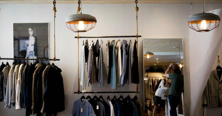 Clothing store (Unsplash | mercantile)