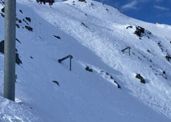 Tubes on mountain