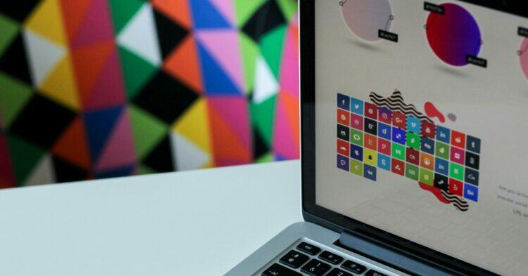 Design on laptop (Unsplash | NordWood Themes)