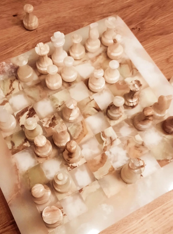 Chess (Image credit: Reddit | MaxMustemal)