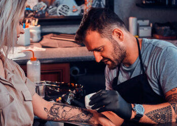 Tattoo art session