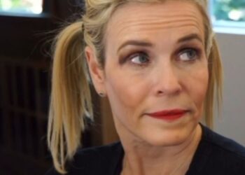 Instagram | @chelseahandler