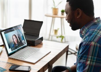 Unsplash | LinkedIn Sales Solutions