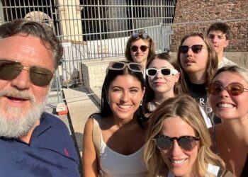 twitter | @russellcrowe