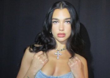 instagram | @dualipa