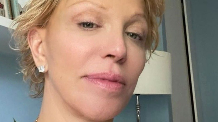 instagram | @courtneylove