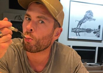 instagram | @chrishemsworth