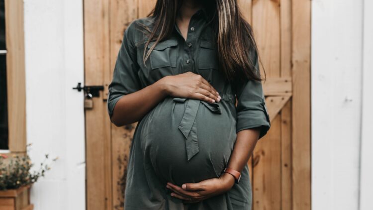Unsplash | Camylla Battani