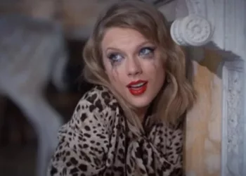 E Online | Taylor Swift