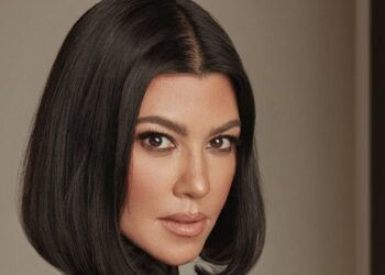 twitter | Kourtney Kardashian Daily