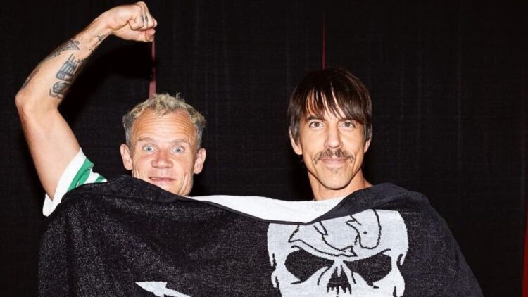 instagram | @chilipeppers