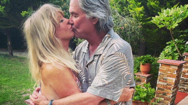 instagram | @goldiehawn