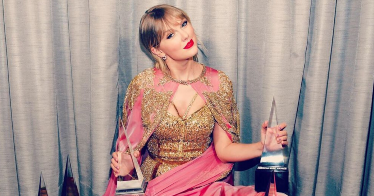 Instagram | @taylorswift