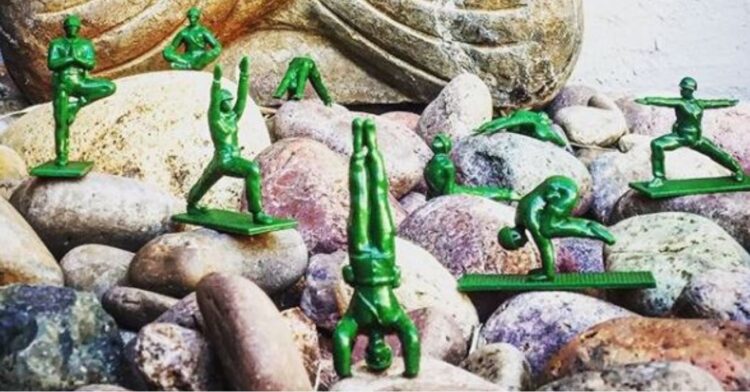 Instagram | @yogajoes