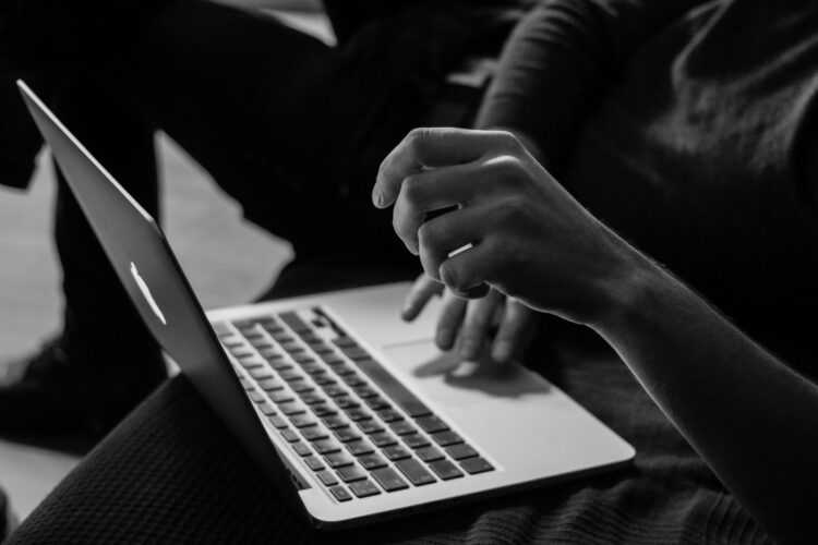Unsplash | Sergey Zolkin
