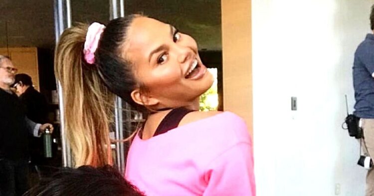 Instagram | @chrissyteigen