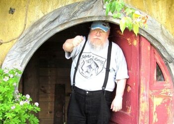 Twitter | @GRRMspeaking