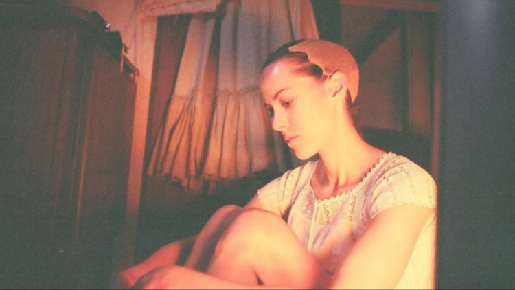 instagram | @jenamalone