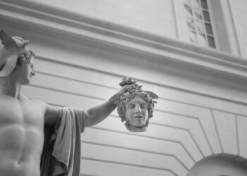 Unsplash | Alison Courtney