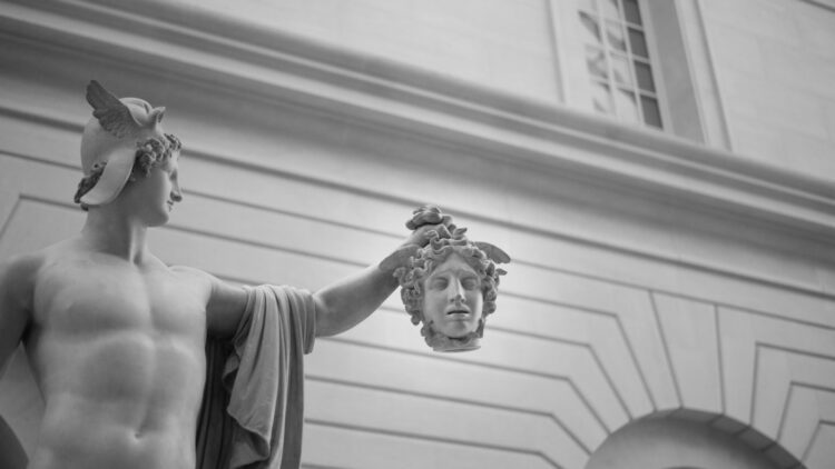 Unsplash | Alison Courtney