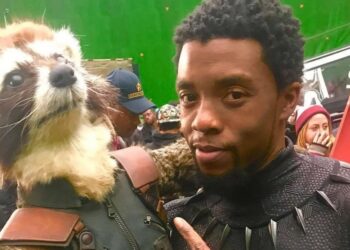 [Instagram | @https://www.instagram.com/p/BkoDOpGHhnV/)chadwickboseman](