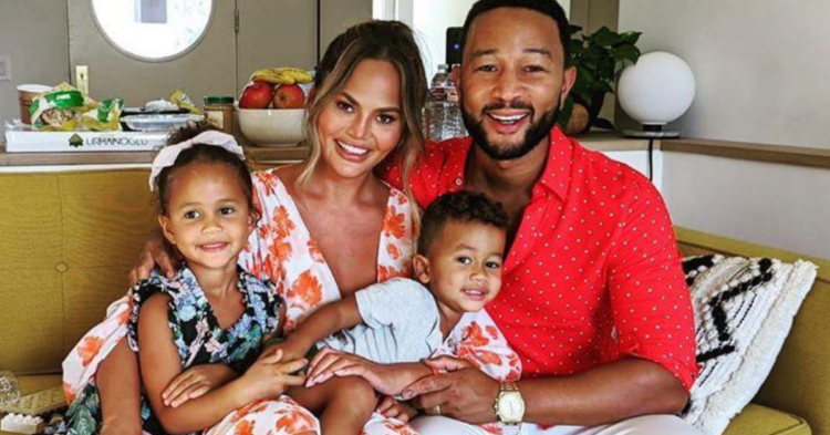Instagram | @chrissyteigen