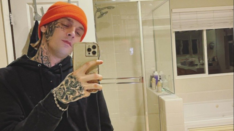 instagram | @aaroncarter