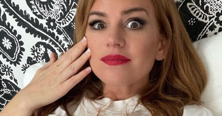 Instagram | @islafisher