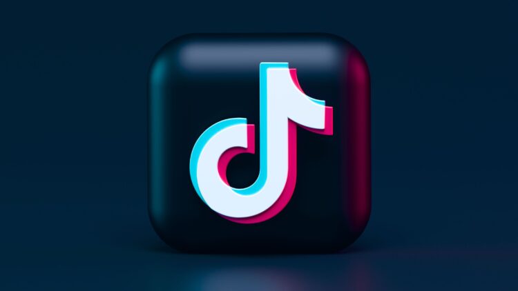 Unsplash | Alexander Shatov