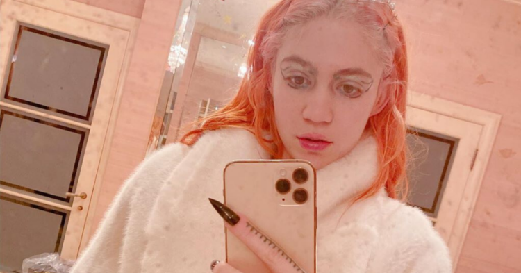 Instagram | @grimes