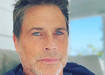 Instagram | @roblowe