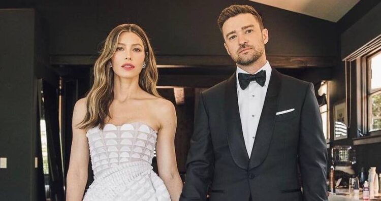 Instagram | @jessicabiel