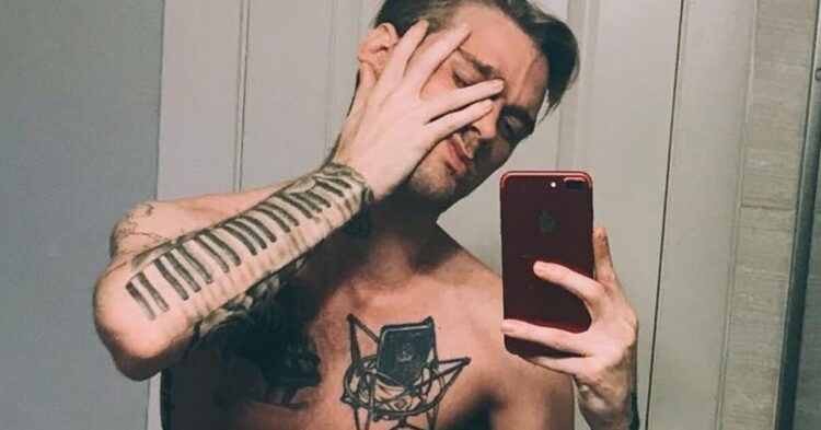 Instagram | @aaroncarter