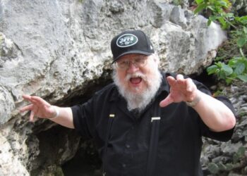 Twitter | @GRRMspeaking