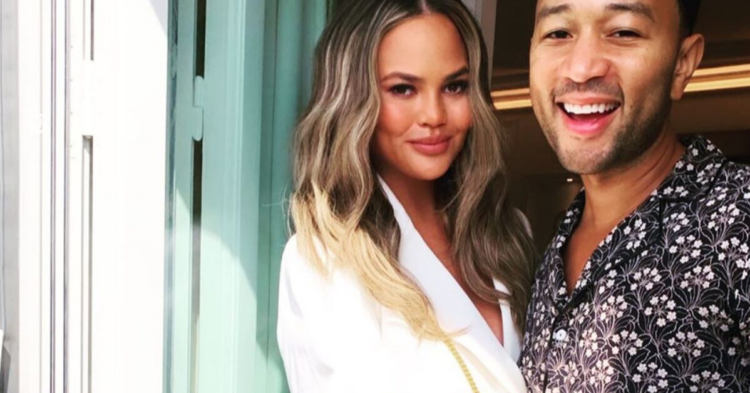 Instagram | @chrissyteigen