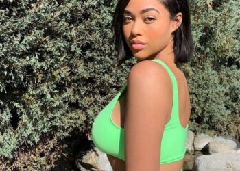 Instagram | @jordynwoods