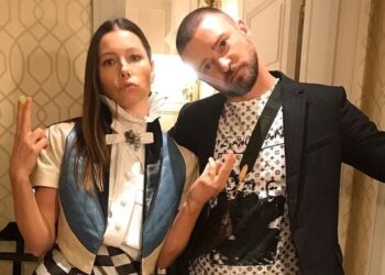 Instagram | @jessicabiel