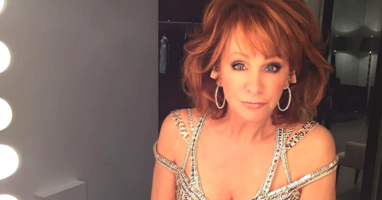 Instagram | @reba