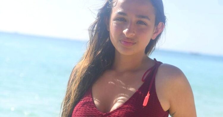Instagram | @jazzjennings_