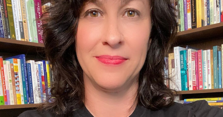 Instagram | @alanis