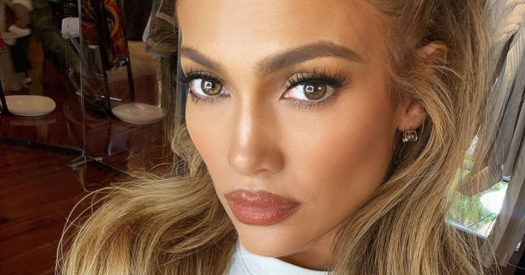 Instagram | @jlo