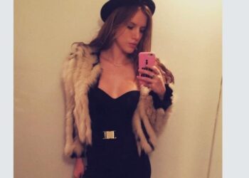 Instagram | @bellathorne