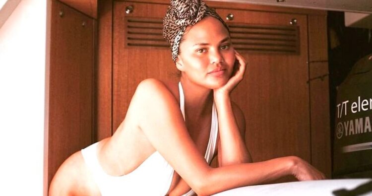 Instagram | @chrissyteigen
