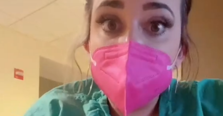 TikTok | @hollyd_rn