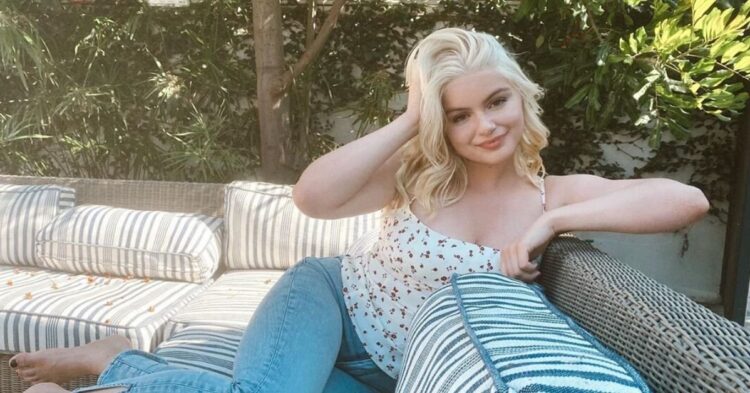 Instagram | @arielwinter