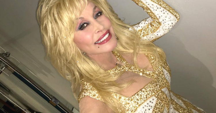 Instagram | @dollyparton