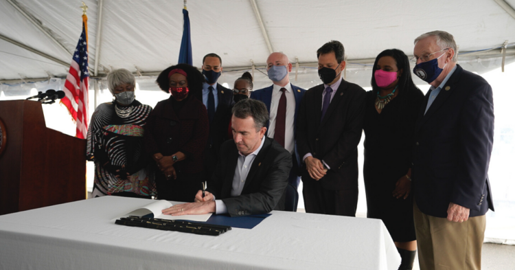 Twitter | @GovernorVA