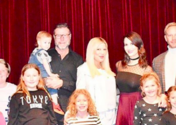 Instagram | @torispelling