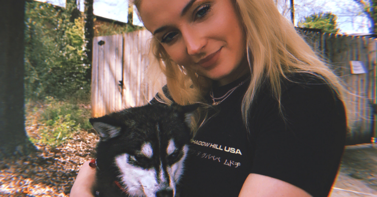 Instagram | @sophieturner